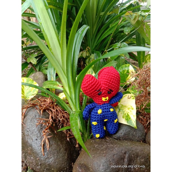BTS BT 21 TATA V BTS AMIGURUMI BONEKA RAJUT