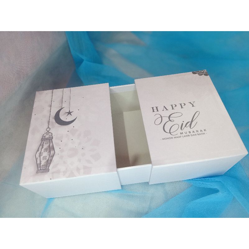 

Box Special Lebaran uk. 25x15x8 cm
