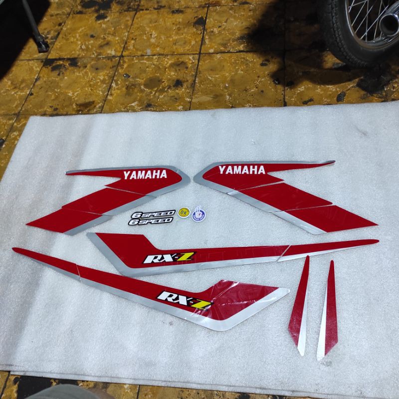 Stiker decal stripping striping Yamaha RXZ RX Z merah 1991 1992 model ori original