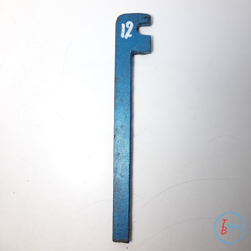 Kunci Besi 12 MM