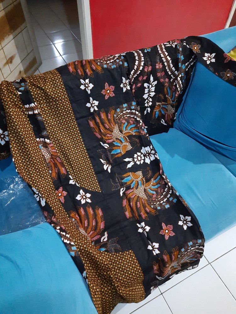 Set Couple Baju Batik Halus, Couple Batik Kondangan, Sarimbit Batik Keluarga Uneys
