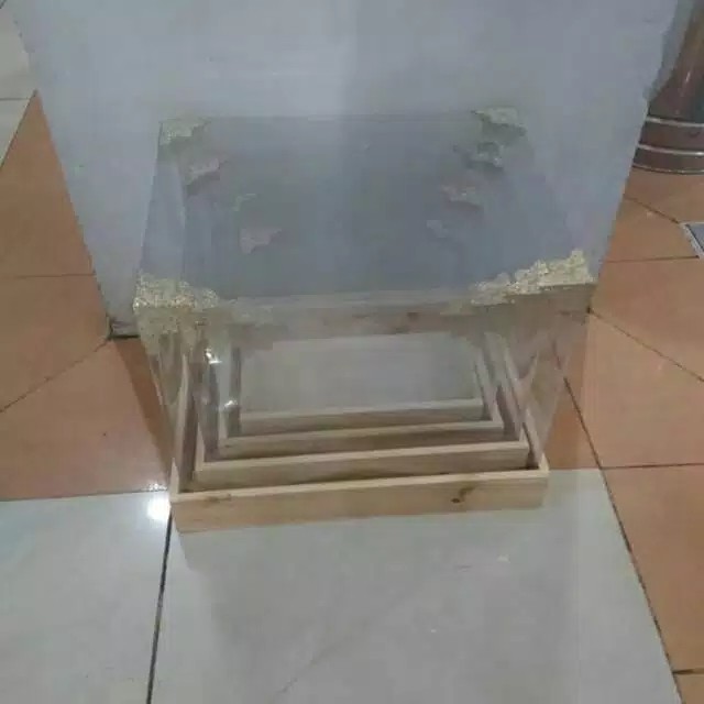 Kayu Jati Belanda Kotak Seserahan Hantaran Isi 4 Mika Warna Natural