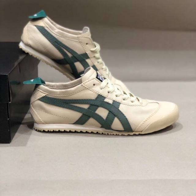 onitsuka tiger hijau