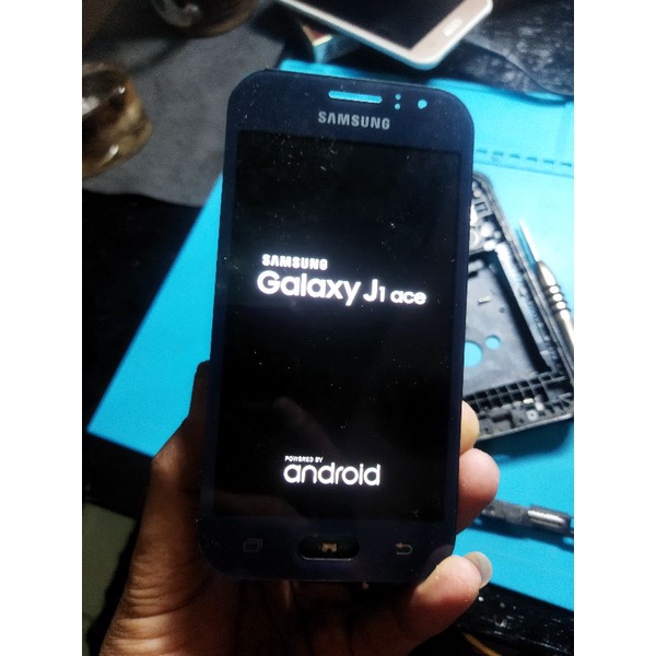 Lcd touchscreen Samsung J1 Ace J111f J110G cabutan Original