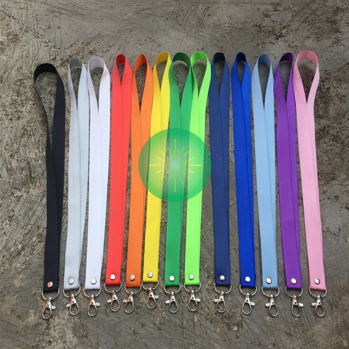 

Tali Id Card Nylon 2 Cm Cantelan / Tali Lanyard / Gantungan Id POLOS