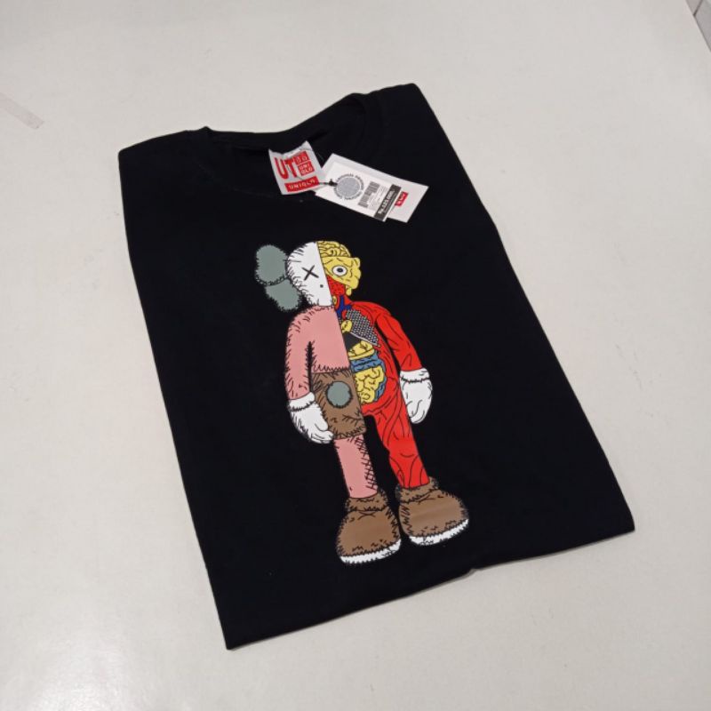 T-shirt Black dan putih Uniqlo Nobita / baju distro atasan terpopuler terlaris pria wanita pakaian dewasa unisex-Reddoll