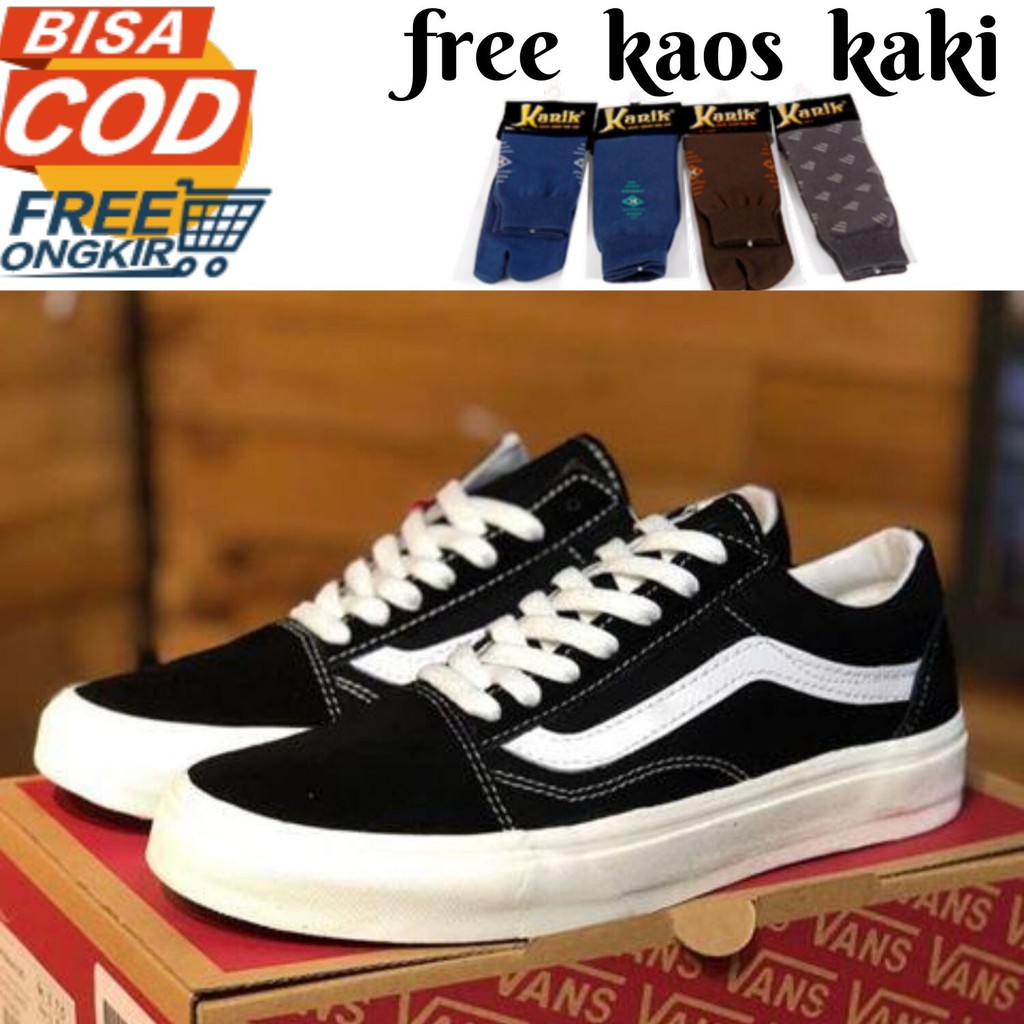 sepatu vans out school