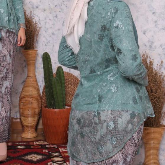 ☚ BLOUSE AMALIA SELENDANG CERUTY - AURORA SELENDANG CERUTY - BLOUSE KEBAYA MODERN - KEBAYA LAMARAN ➳