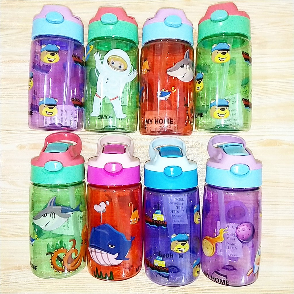 Botol Minum Anak Ukuran Besar Motif Ocean World dengan Sedotan BPA FREE 480ml B818