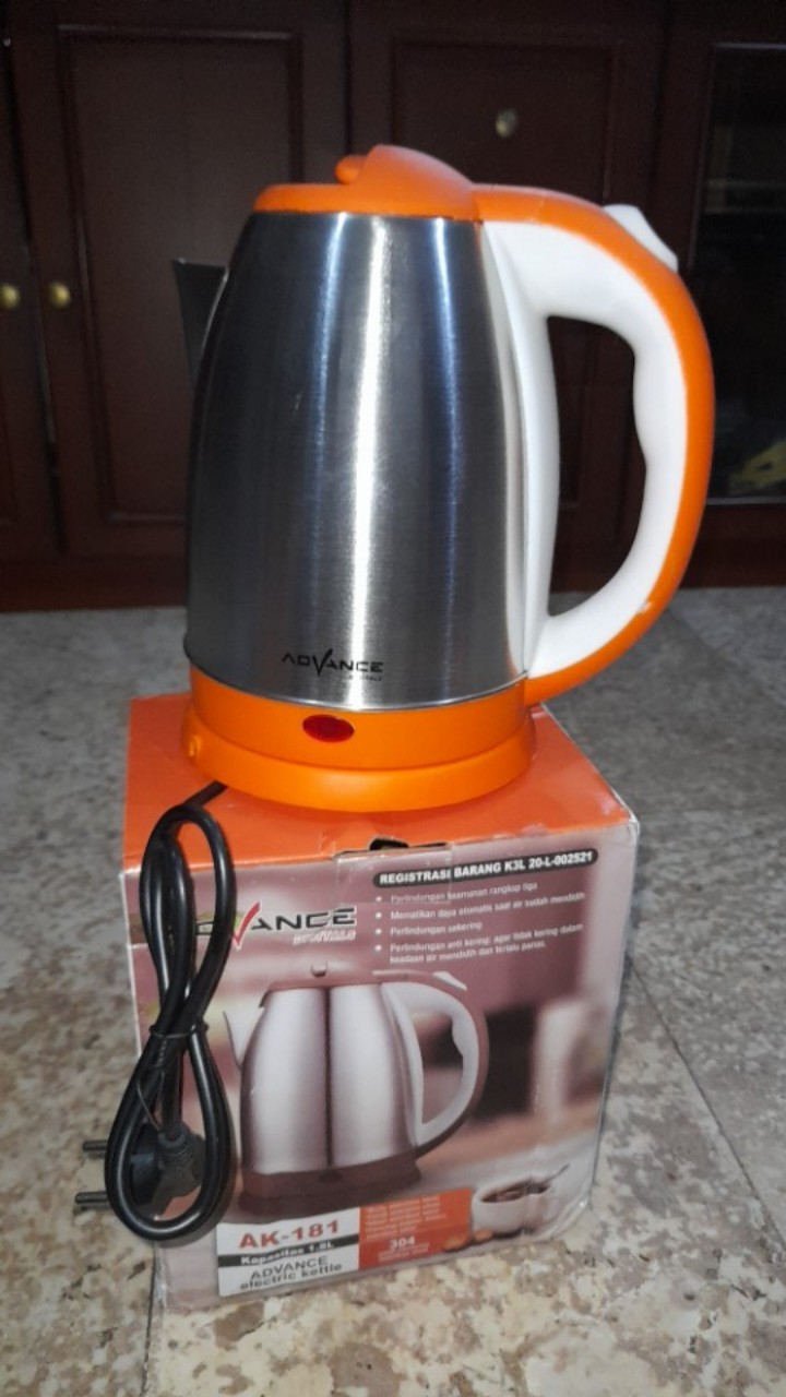 Kettle Listrik Teko Listrik Advance Ak 181 Ak181 Kapasitas 1,8 Liter