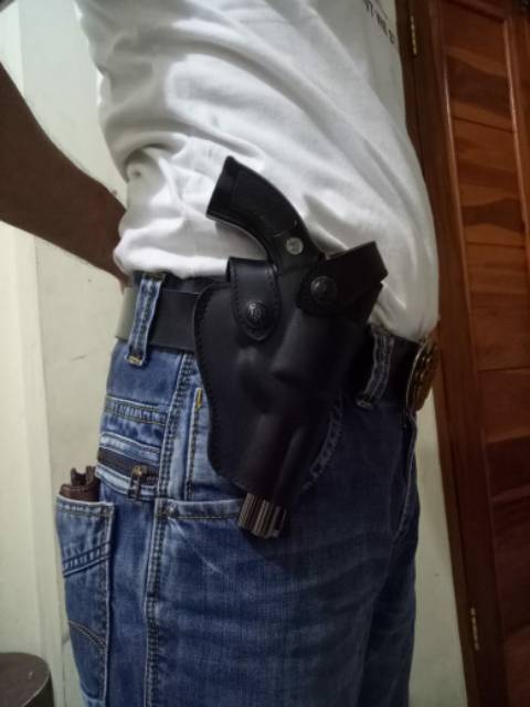 Holster sarung pistol kulit revolver