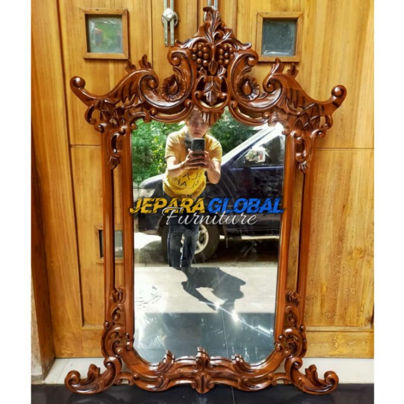 Figura Cermin Ukir anggur Jati ( figura kaca cermin,kaca rias,kaca dinding, cermin Jati )