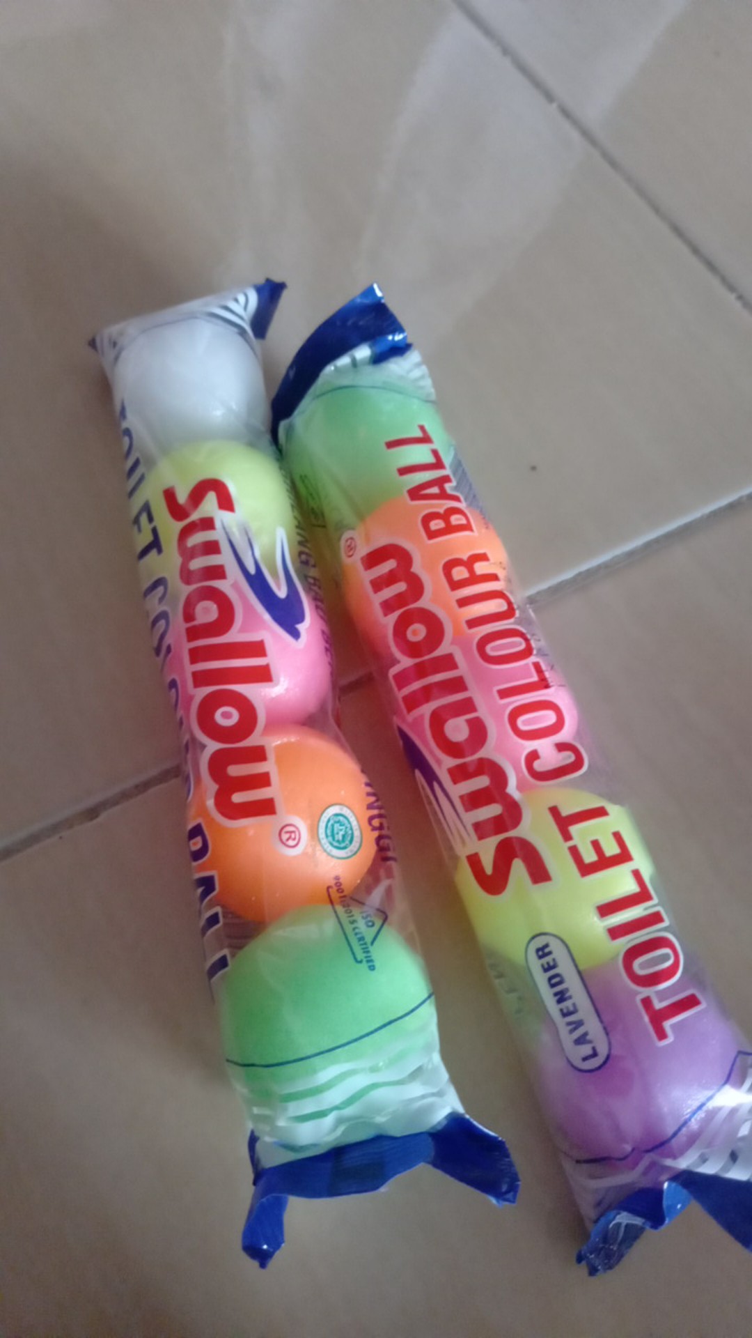 Swallow Kamper Toilet Kapur Barus Toilet Isi 5 Colour Ball/ Putih