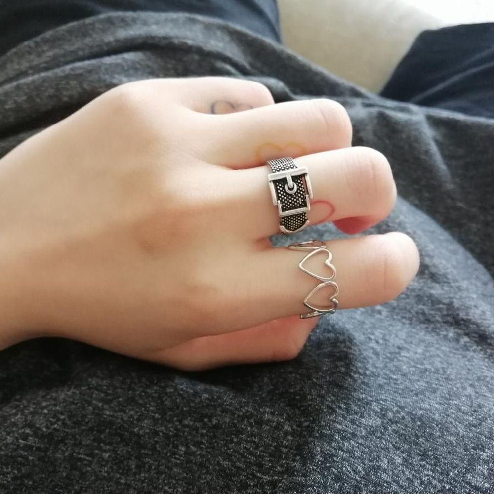 Preva Rantai Cincin Silang Pesta Logam Gothic Simple Adjustable