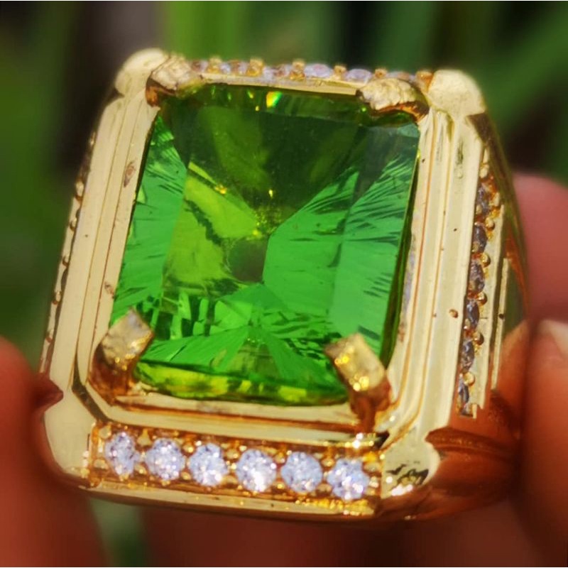 NATURAL GREEN MOLDAVITE REP CHEZSKA INCLUDE MEMO