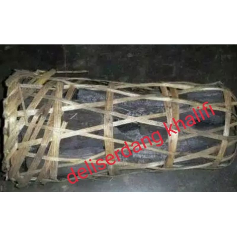 

ARANG KAYU LAUT SUPER ASLI MEDAN 1 KG