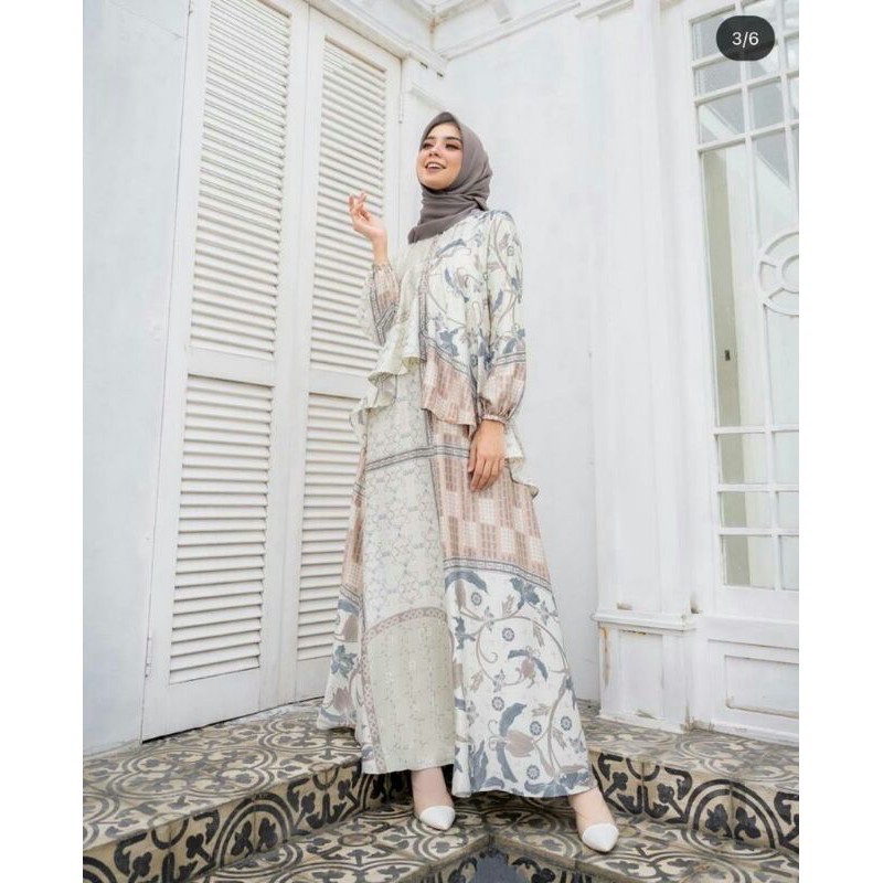 RUMI DRESS WEARING KLAMBY