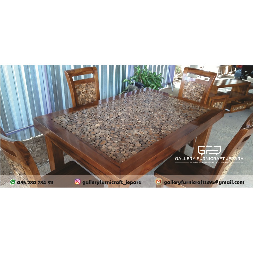 Meja Makan 4 Kursi Kayu Trembesi Koin