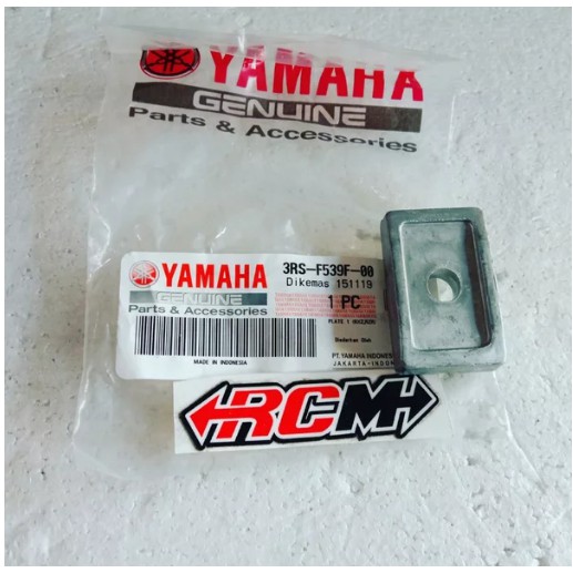 HRGA PRBJI PLAT TUTUP SWING ARM LAWAN STELAN RANTE RANTAI FIZR F1ZR RXZ RZR ORI YAMAHA 3RS-F539F-00