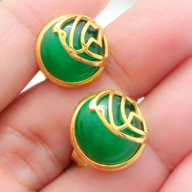 Anting tusuk gold titanium mata onix hijau