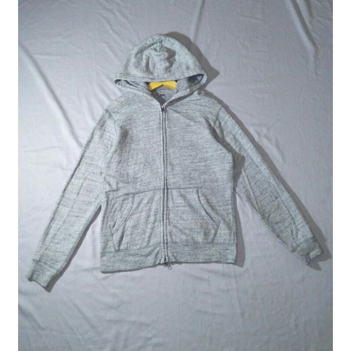 zh Uniqlo second