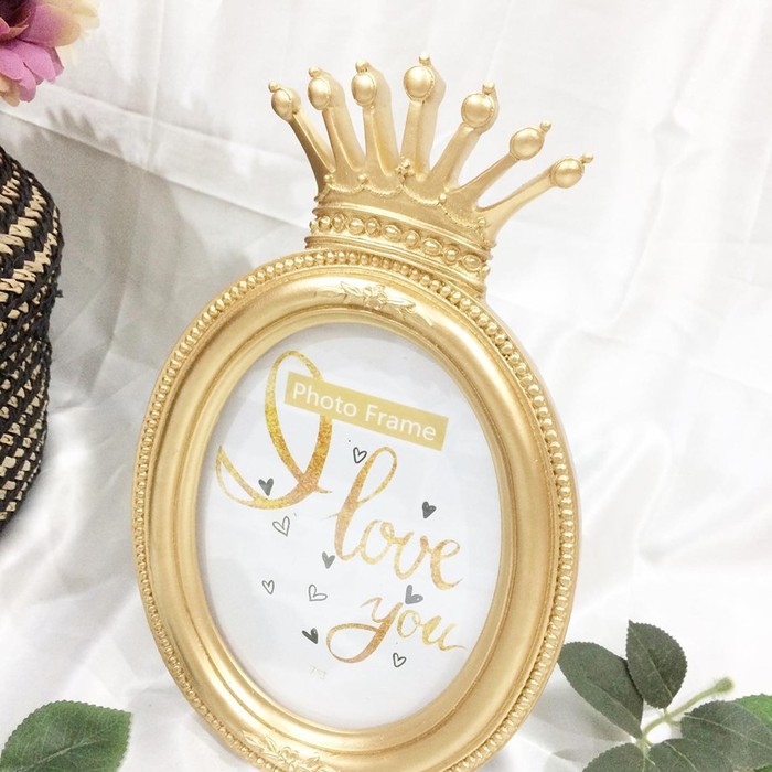 FRAME GOLD BULAT OVAL MOTIF CROWN I LOVE YOU/PIGURA/BINGKAI FOTO