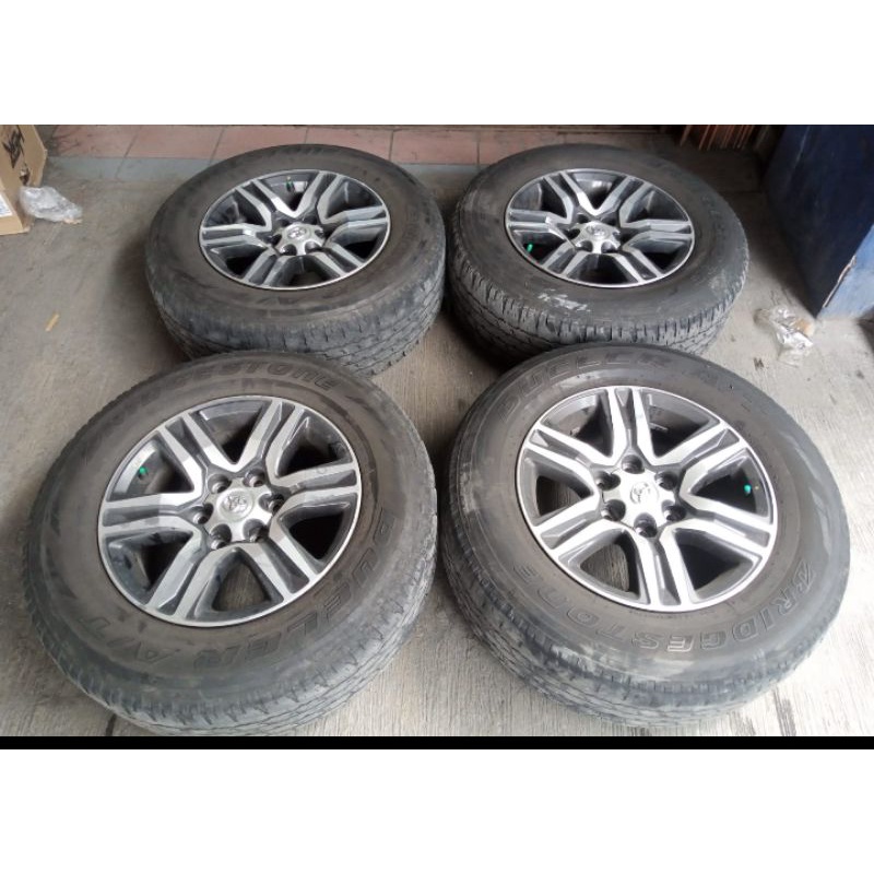 Velg std Oem fortuner R17 plus Ban Bridgestone 265 65 r17