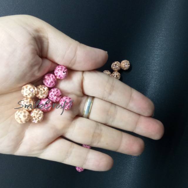 

Bola Disco Pink dan Peach 10 mm / 20pcsO