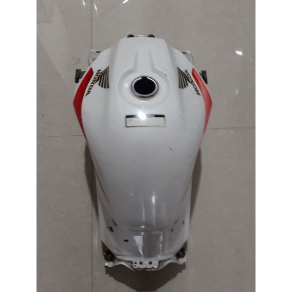 Tangki old CB150R lama original putih