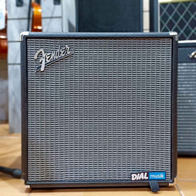 Fender Rumble 40 V3 Bass Combo Amplifier