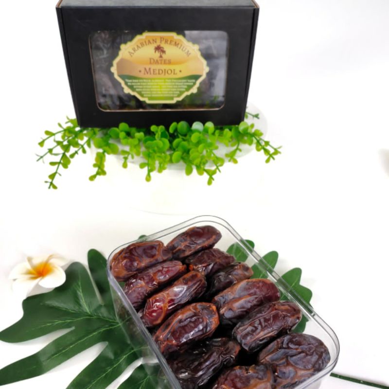 

KURMA MEDJOOL JUMBO PREMIUM KURMA PALESTINE