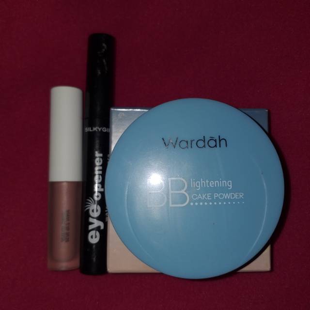 Makeup sepaket preloved