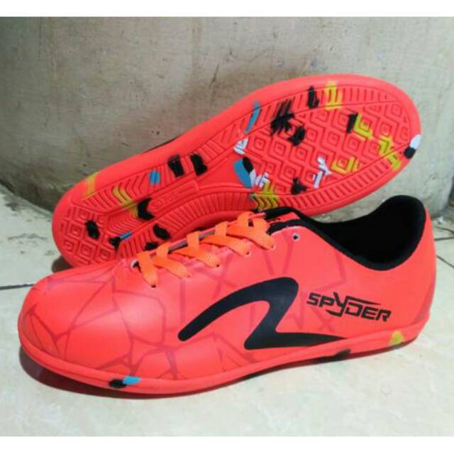 Sepatu futsal Specs spyder