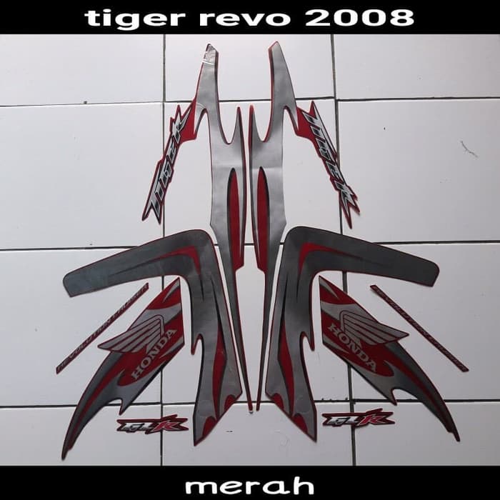 Striping Stiker Motor Tiger Revo 2008 Merah