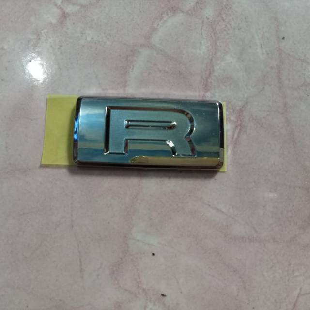 EMBLEM R DAIHATSU XENIA