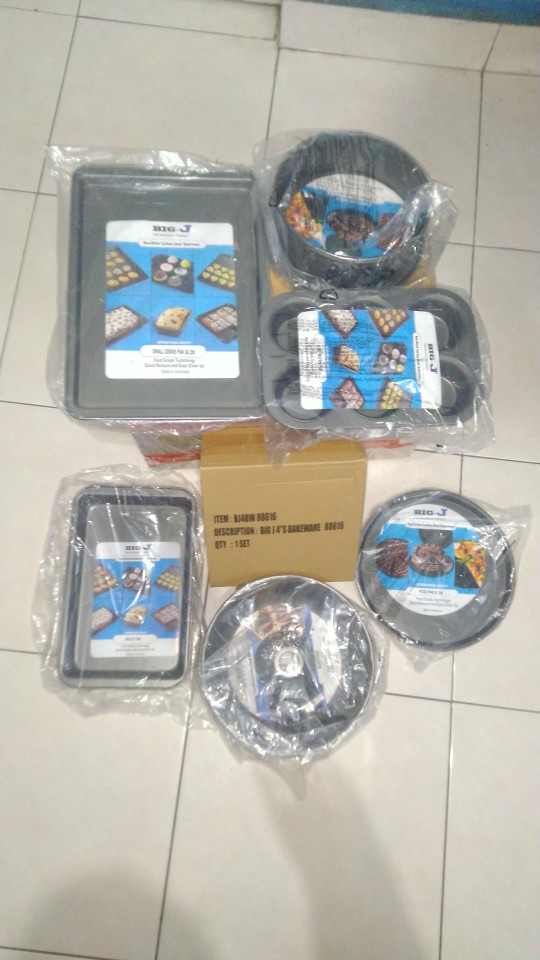 Big J Loyang Muffin 6 Lubang 28x19x3 Cm