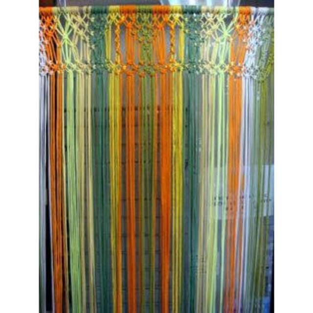 Tirai macrame