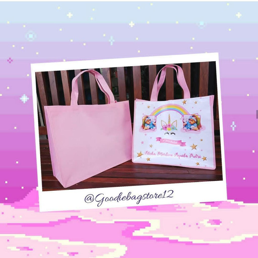 

Tas Desain Ulang Tahun custom