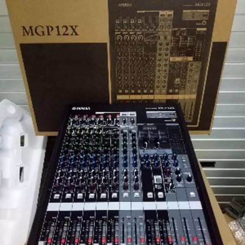 Mixer Yamaha MGP12X MGP 12X Mixer Audio 12 Channel