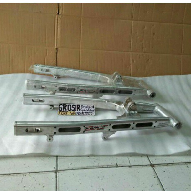 Swing Arm sasis Capit urang DKT Thailand Model Coak & Non coak Kawasaki Ninja RR R & SS Mounting mon