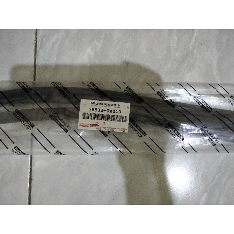 karet kaca besar depan Innova 2005-2015