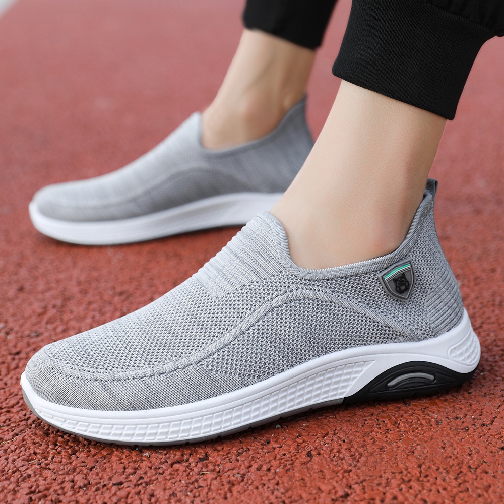 Toread Sepatu Slip On Polos Pria Fashion Sneakers Running MR131