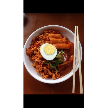 

Rapokki instan 라볶이