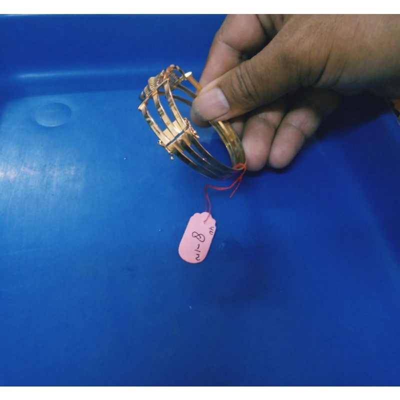perhiasan gelang emas 8k 7.900 gram