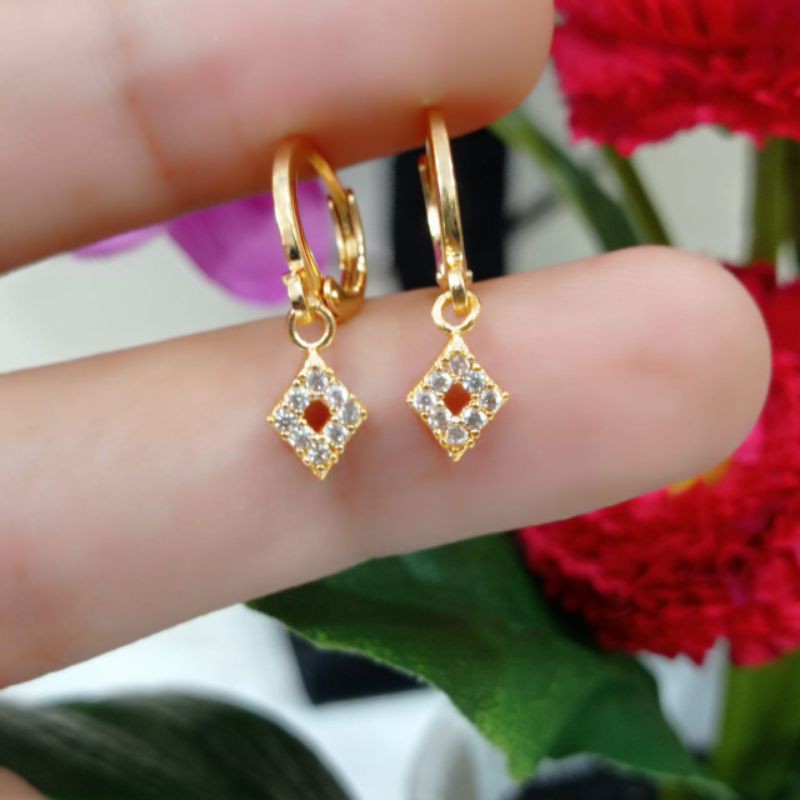 anting gantung mata wajik perhiasan wanita titanium