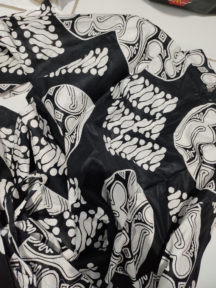 [ada Couple Jumbo] Tunik Shibori Black Batik Serut Monochrome Monokrom Muslim Seragam Kerja Kantor