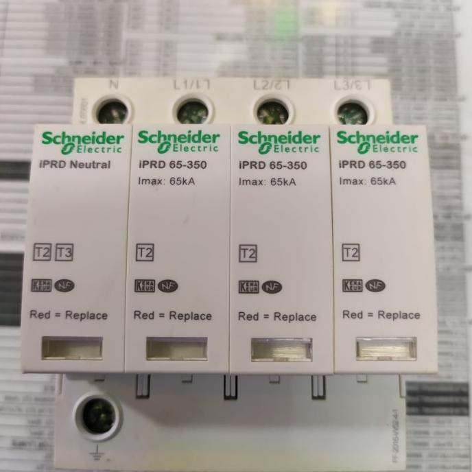 surge Arrester schneider iPRD65 3P+N / arester iPRD 65 3P+N Schneider ada stock