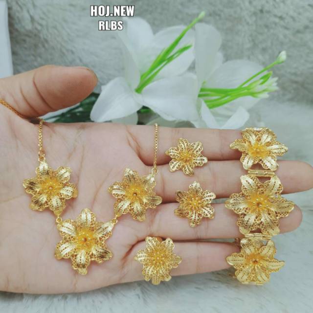 Set kalung bunga Kendari bunga 3 replika emas 18k persis seperti asli