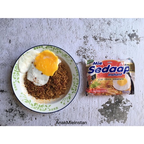 

Sedaap mie goreng ayam crispy 88 gr