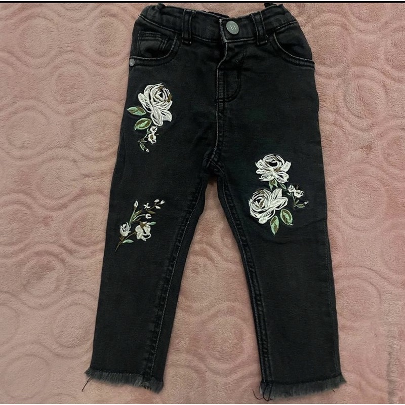 Preloved celana jeans anak River Island